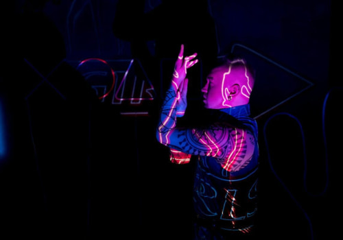 The Fusion of Techno and House Music: Exploring Origins, Sub-Genres, Production, Culture, Events, and Top Artists